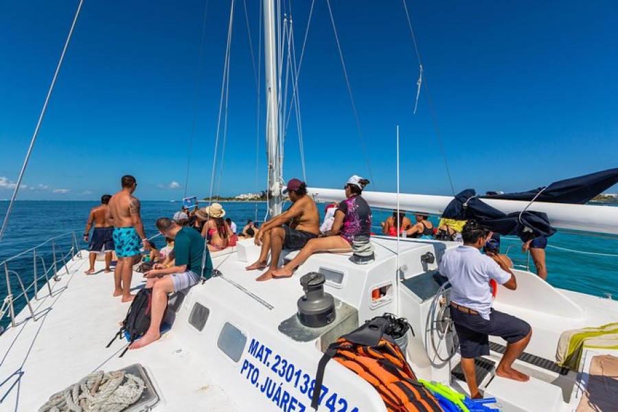 Tour Catamaran Isla Mujeres