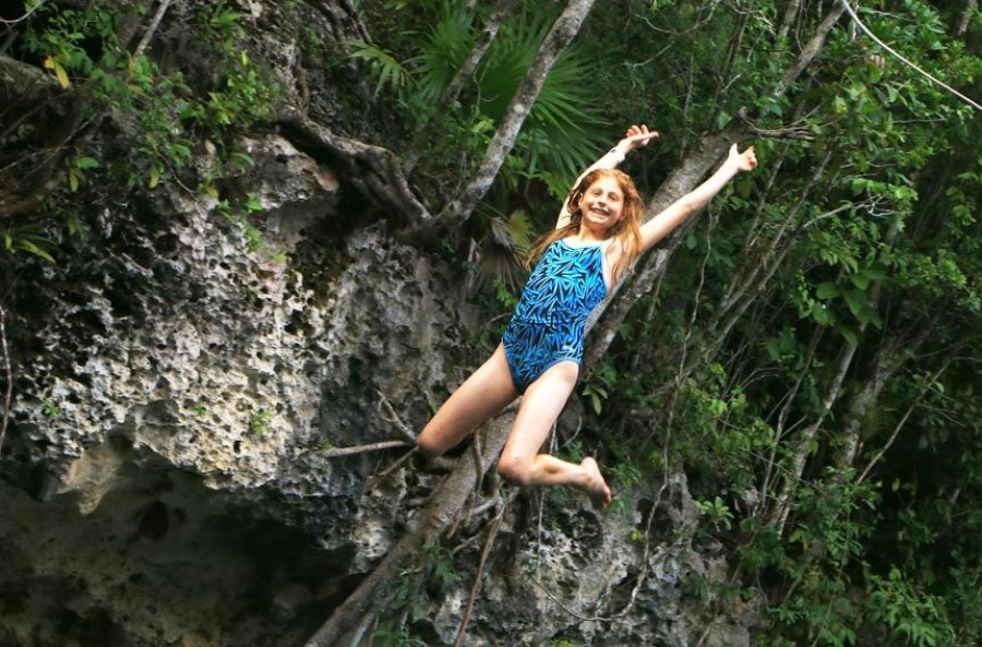 Selvatica Extreme Canopy